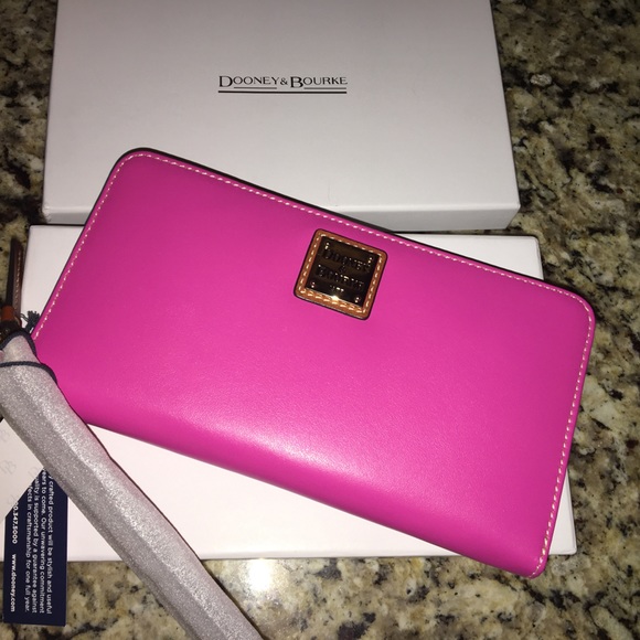 Dooney & Bourke Bags Nwt Dooney And Bourke Wallet Poshmark